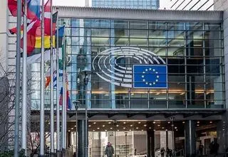 اتحادیه اروپا درصدد تأمین منابع مالی بیشتر برای دفاع است