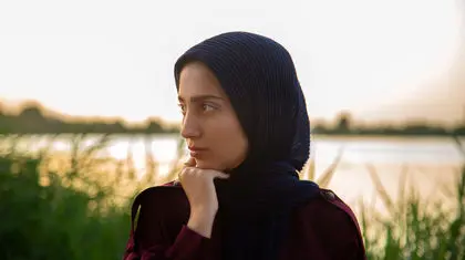 زندگی در تکرار؛ استعاره‌ای از انسان مدرن در انیمیشن «مرغ‌سانان»