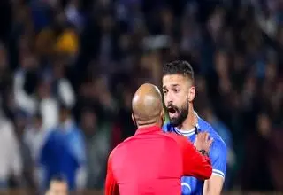 استقلال و تراکتور از سوی AFC جریمه دلاری شدند