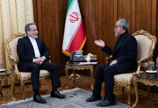 تاکید عراقچی بر ضرورت تلاش برای تقویت همکاری‌های تهران-رم