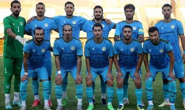 شهرداری نوشهر به جمع 8 تیم راه یافت