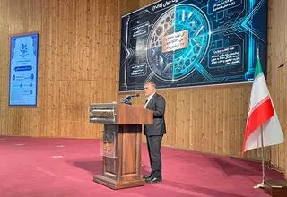 عباس آخوندی: کاهش هژمونی آمریکا لزوماً به معنای افول این کشور نیست