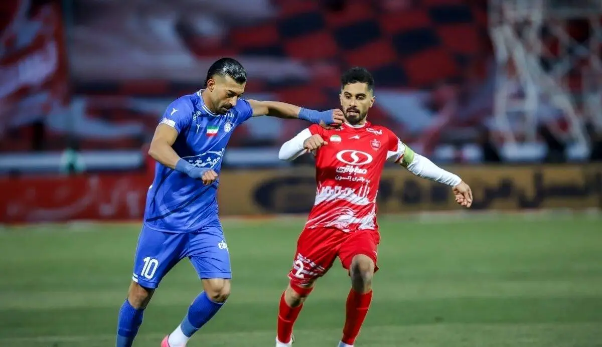 استقلال و پرسپولیس پنج‌شنبه به اراک می‌روند