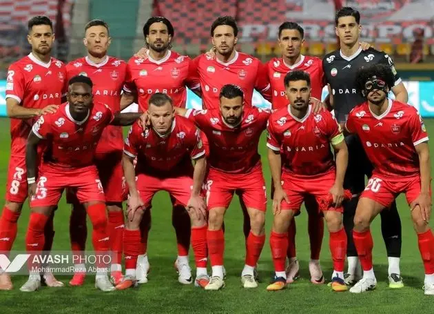 عزیزیان: کریم باقری و پیروانی باید یقه خاطیان را بگیرند/ با یک باخت عذر وحید هاشمیان را خواستند!