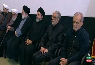 حضور رئیس‌جمهور در مراسم چهلم تدفین رهبر شهید انقلاب