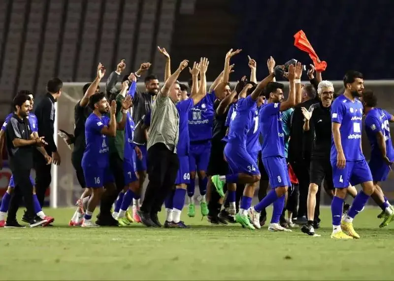 غیر منتظره: استقلال خوزستان هم‌امتیاز با قهرمان