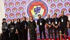هنرمندان ایرانی به احترام حادثه اخیر در جشنواره‌بین‌المللی سیاه‌پوش شدند