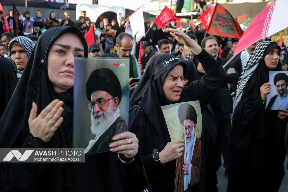 مراسم تشییع پیکر مطهر رهبر شهید انقلاب در تهران - ۲