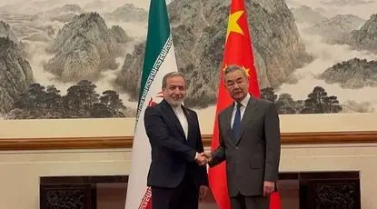 دیدار وزرای خارجه ایران و چین در پکن