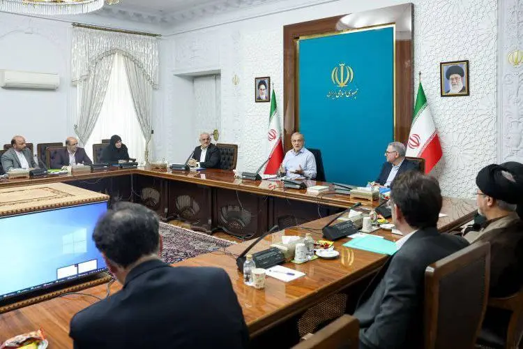 برای پیشگیری از عقب‌ماندگی نسبت به پیشرفت‌های جهانی لازم است در بخش آموزش از جدیدترین تجهیزات بهره ببریم