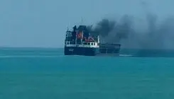 دود سنگین کشتی باری در مازندران؛ مدیرکل بنادر هرگونه انفجار را رد کرد