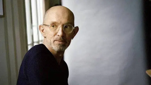 جایزه گنکور ۲۰۲۵ به «خانه خالی» رسید