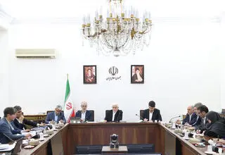 عارف: رفع ناترازی نظام بانکی و بودجه با جدیت پیگیری می‌شود
