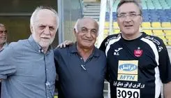 کفگیر فوتبال ما به ته‌دیگ خورده است/ با وحید هاشمیان بد تا کردند