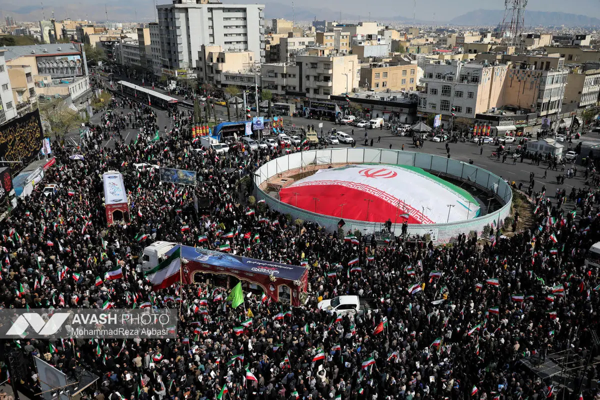 تشییع پیکر دریابان شهید «علیرضا تنگسیری» و جمعی از شهدای والامقام