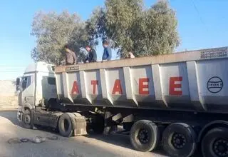مرگ یک کارگر با راه افتادن ناگهانی خوردو!