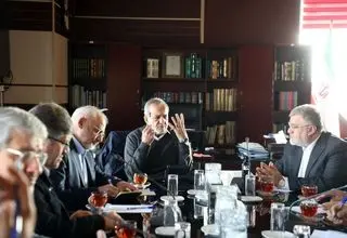 مسعود پزشکیان به استانداری تهران رفت 