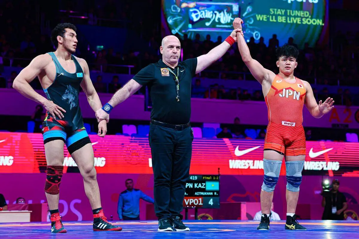 جواد اسفنجانی: به آرش گفتم به دنده شکسته فکر کنی دست خالی برمی‌گردی