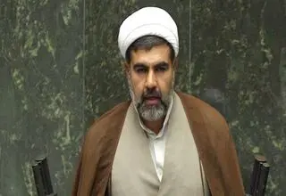 دریافت وجه به ازای آزادی افراد کاملاً کذب است/ اگر فردی سند دارد برای برخورد ارائه کند 
