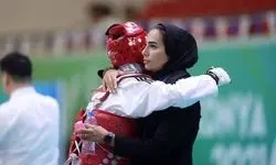 بدشانسی مهروز، خواهر هادی بودن است!