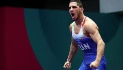 رحمان عموزاد: هنوز بچه‌ام را نخواباندم