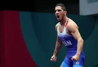 رحمان عموزاد: هنوز بچه‌ام را نخواباندم