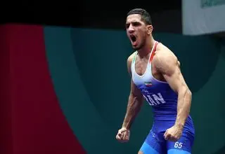 رحمان عموزاد: هنوز بچه‌ام را نخواباندم