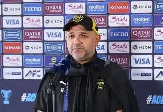 عاشور: تلاش می کنیم برنده بازی شویم