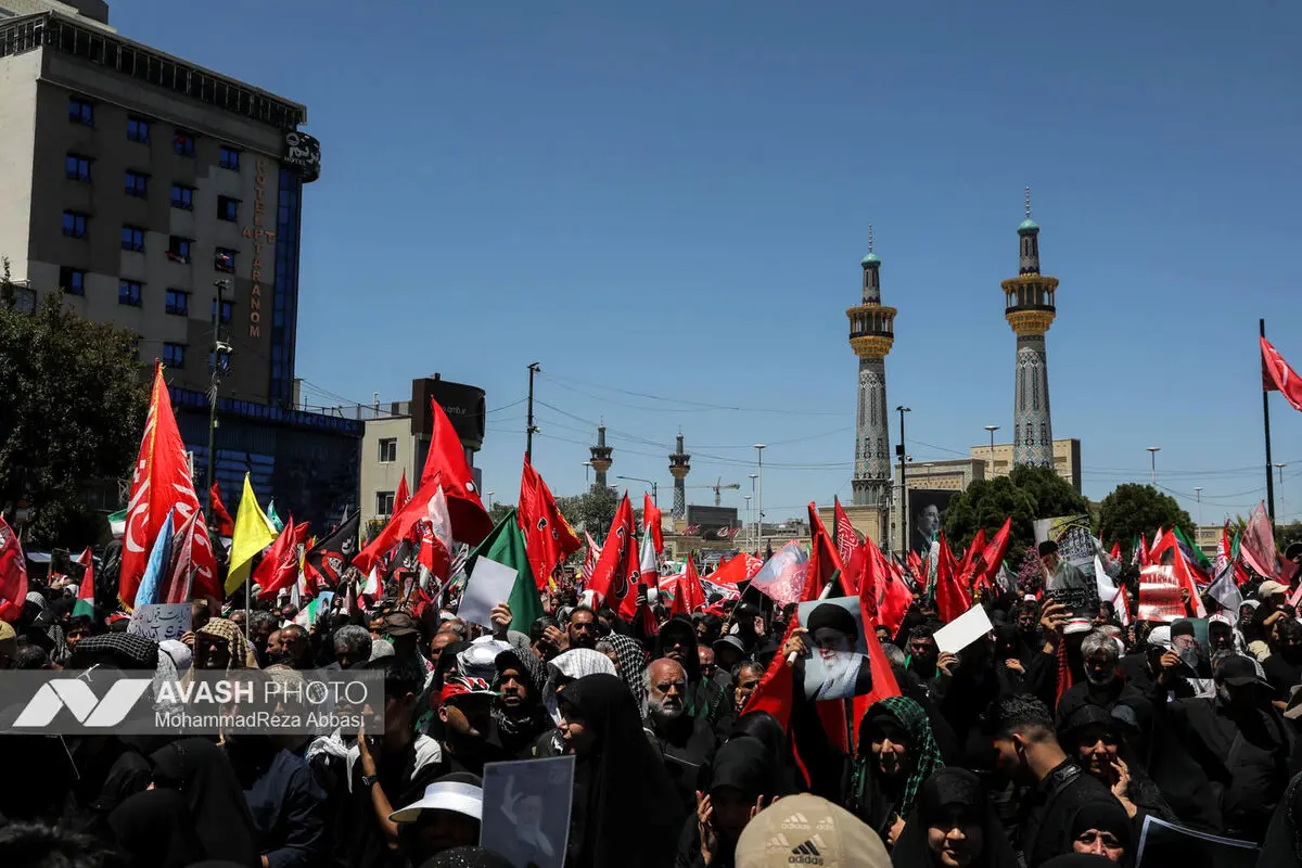 مراسم تشییع پیکر مطهر رهبر شهید انقلاب - مشهد