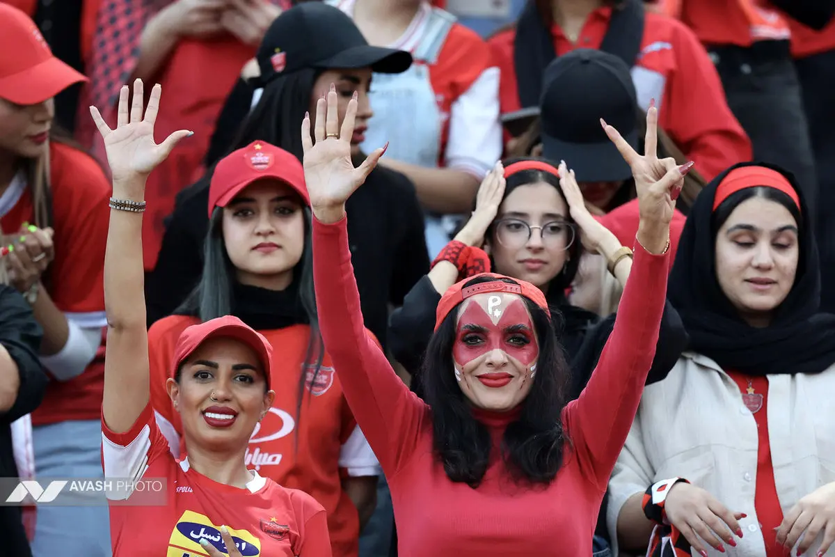 چادرملو و پرسپولیس