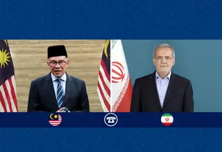 انور ابراهیم بابت رفع مشکل حمل و نقل هوایی خشنود شد