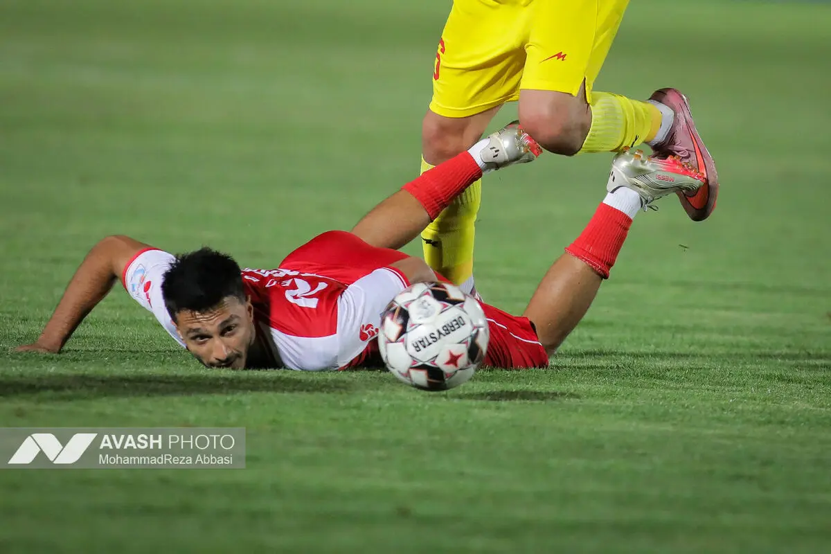 هفته دهم لیگ برتر فوتبال ایران؛ پرسپولیس - فولاد
