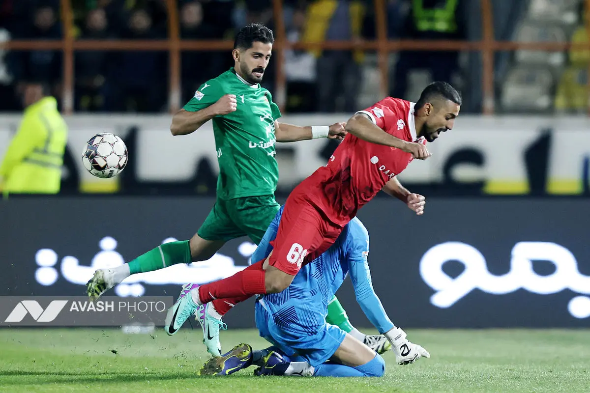 لیگ برتر فوتبال - شمس آذر و پرسپولیس