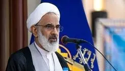 صادقی: شهید اکبرزاده در تجمعات شبانه به جهاد تبیین می‌پرداخت