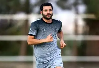 سرمربی استقلال خوشحال از آمادگی یک مدافع