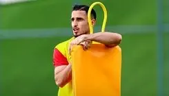 علیپور: متاسفم که می‌بینم ورزشگاه‌ها تخریب شدند