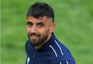 مهاجم سابق استقلال هواداران غافلگیر کرد!