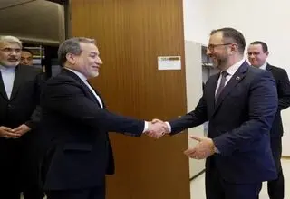 عراقچی با وزیر امور خارجه ونزوئلا تماس گرفت