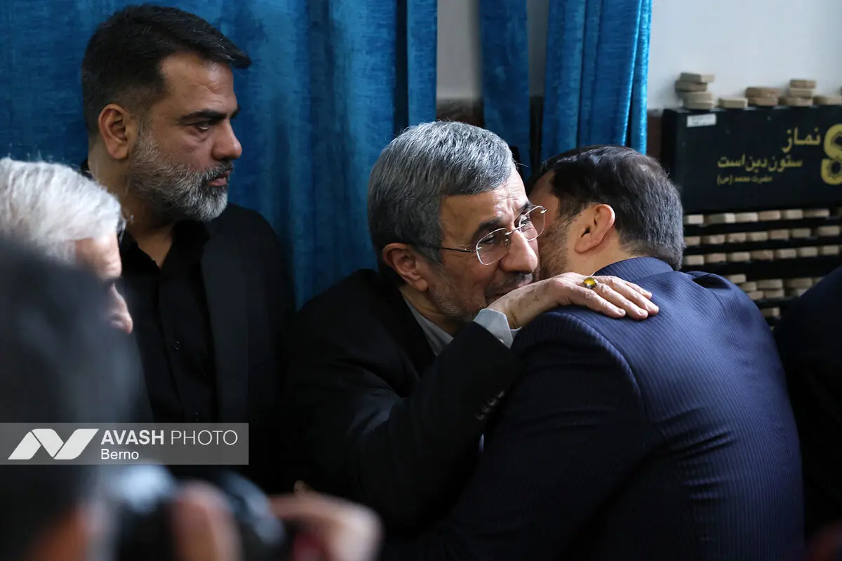 مراسم یادبود زرین احمدی‌نژاد در مسجد جامع نارمک