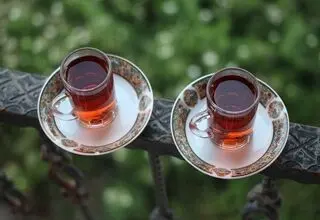 واریز یک و نیم همت از مطالبات چایکاران