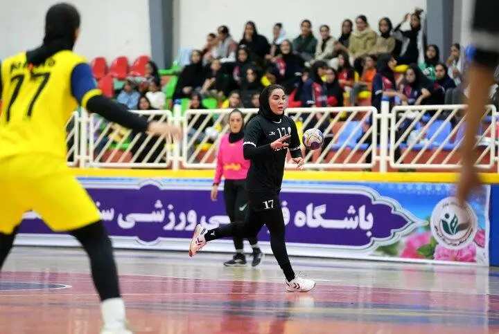 پیروزی دو تیم اصفهانی و گچسارانیها در لیگ هندبال