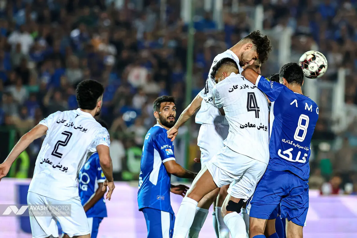 لیگ برتر فوتبال - استقلال و ذوب آهن