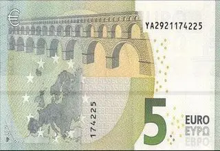 در سال آینده از هر گردشگر خارجی ۵ یورو عوارض اخذ خواهد شد