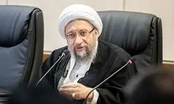 آملی لاریجانی: نباید انتظار داشت دولت به تنهایی به مواجهه مشکلات برود