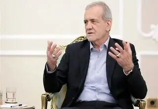 پزشکیان: دستگاه‌های دولتی از ناقضان اصلی قانون اساسی هستند