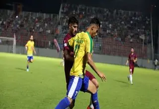 نفت آبادان یک بازیکن دورگه جذب کرد