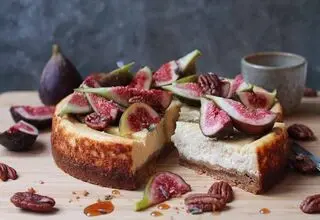 طرز تهیه تارتلت چیزکیک انجیر؛ شیرینی خوشمزه و مجلسی