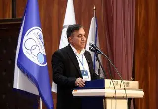 لغو بازی استقلال - فولاد؟/ تاجرنیا توییت زد! +عکس