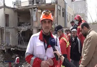 درخواست نیروهای امدادی از مردم در زمان وقوع حملات هوایی