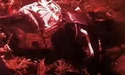 سقوط خودروی پژو ۴۰۵ به تالاب عینک رشت جان ۳ جوان را گرفت